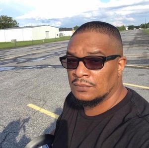 Meet your Posher, Cameron